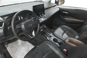 Седан Toyota Corolla 2019 года, 1859000 рублей, Новокузнецк