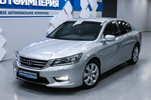 Седан Honda Accord 2013 года, 1573000 рублей, Солонцы