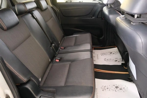 Минивэн Toyota Sienta 2018 года, 1589000 рублей, Омск