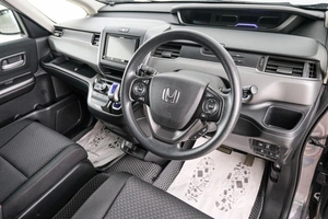 Минивэн Honda Freed 2019 года, 1629000 рублей, Красноярск