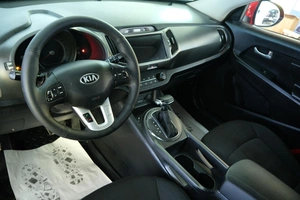 Внедорожник Kia Sportage 2013 года, 1389000 рублей, Омск