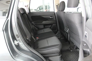 Внедорожник Mitsubishi Outlander 2019 года, 2392000 рублей, Красноярск