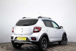 Хетчбэк Renault Sandero Stepway 2015 года, 799000 рублей, Пермь