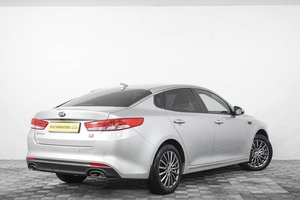 Седан Kia Optima 2018 года, 1949000 рублей, Кемерово