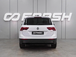 Внедорожник Volkswagen Tiguan 2018 года, 2399000 рублей, Воронеж