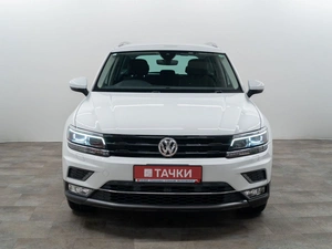 Внедорожник Volkswagen Tiguan 2016 года, 1950000 рублей, Красноярск