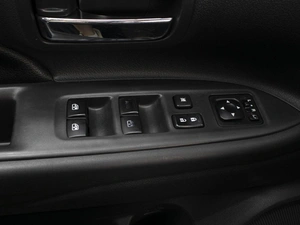 Внедорожник Mitsubishi Outlander 2015 года, 1850000 рублей, Омск