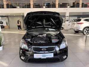 Седан Kia Rio 2010 года, 690000 рублей, Орёл