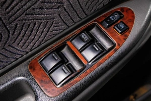 Седан Toyota Avensis 2000 года, 459000 рублей, Сургут