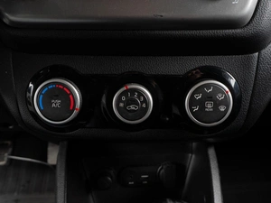 Хетчбэк Kia Rio 2016 года, 1129000 рублей, Тюмень