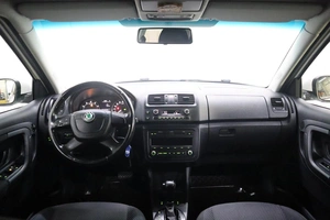 Хэтчбек Skoda Fabia 2011 года, 680000 рублей, Брянск
