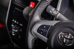 Хетчбэк Toyota Tank 2019 года, 1329000 рублей, Томск