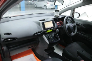 Минивэн Toyota Wish 2013 года, 1438000 рублей, Солонцы