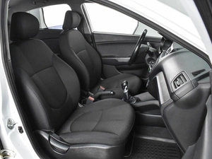 Седан Kia Rio 2015 года, 999000 рублей, Воронеж