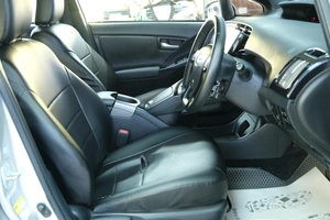 Лифтбек Toyota Prius 2015 года, 1349000 рублей, Омск