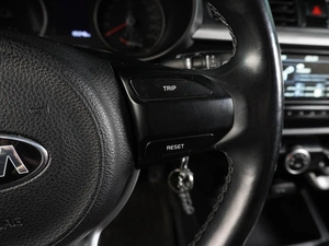 Седан Kia Rio 2017 года, 1199000 рублей, Воронеж