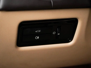 Седан Jaguar XJ 2013 года, 1527196 рублей, Москва
