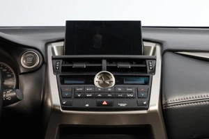 Внедорожник Lexus NX 2016 года, 2799000 рублей, Новосибирск