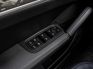 Внедорожник Porsche Cayenne 2024 года, 16750000 рублей, Краснодар