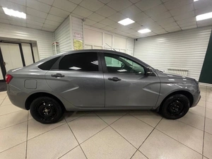 Седан ВАЗ (LADA) Vesta 2018 года, 820000 рублей, Ачинск