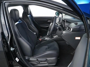 Хетчбэк Toyota Corolla 2022 года, 2250999 рублей, Москва