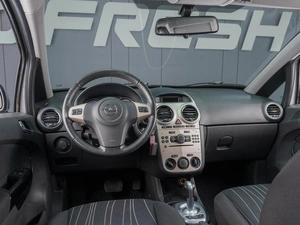 Хетчбэк Opel Corsa 2007 года, 479000 рублей, Сургут