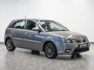 Хетчбэк Kia Rio 2010 года, 599000 рублей, Саратов