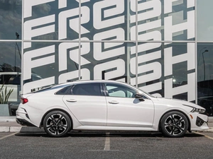 Седан Kia K5 2021 года, 2920000 рублей, Краснодар