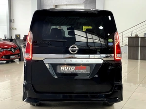 Минивэн Nissan Serena 2019 года, 1947000 рублей, Солонцы