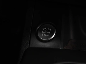 Седан Audi A4 2020 года, 2999000 рублей, Тюмень