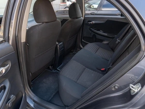 Седан Toyota Corolla 2010 года, 799000 рублей, Саратов