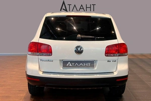 Внедорожник Volkswagen Touareg 2004 года, 799000 рублей, Красноярск