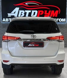 Внедорожник Toyota Fortuner 2019 года, 3230000 рублей, Красноярск