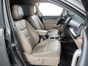 Внедорожник Kia Sorento 2010 года, 1320000 рублей, Тюмень