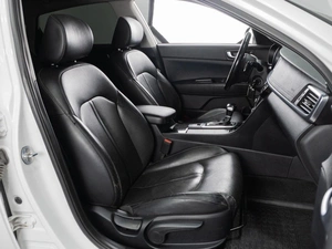 Седан Kia Optima 2017 года, 1489000 рублей, Тюмень
