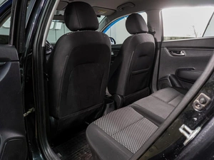 Хетчбэк Kia Rio X-Line 2018 года, 1349000 рублей, Воронеж