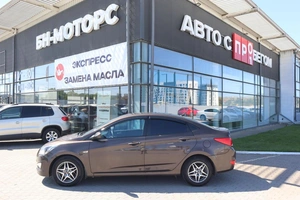 Седан Hyundai Solaris 2016 года, 1300000 рублей, Мирное
