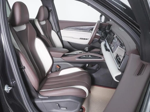 Внедорожник Geely Monjaro 2023 года, 3570000 рублей, Ростов-на-Дону