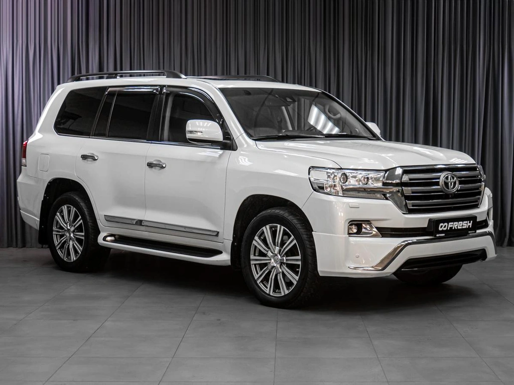 Внедорожник Toyota Land Cruiser 2017 года, 5099000 рублей, Тюмень