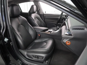 Седан Toyota Camry 2019 года, 2915000 рублей, Воронеж