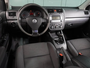 Хетчбэк Volkswagen Golf 2008 года, 639000 рублей, Воронеж