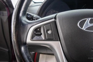 Седан Hyundai Solaris 2014 года, 1189000 рублей, Барнаул