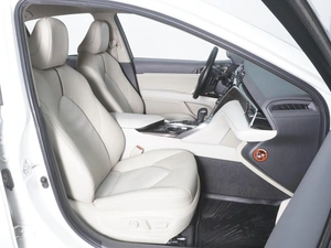 Седан Toyota Camry 2019 года, 3070000 рублей, Ростов-на-Дону