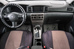 Седан Toyota Corolla 2006 года, 739000 рублей, Красноярск