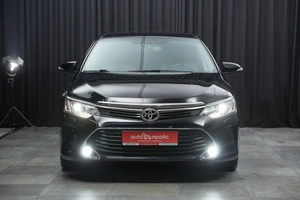 Седан Toyota Camry 2016 года, 2350000 рублей, Красноярск