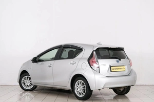 Хетчбэк Toyota Aqua 2016 года, 999000 рублей, Красноярск