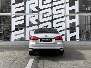 Седан Volkswagen Jetta 2011 года, 859000 рублей, Ставрополь