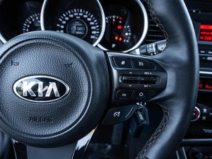 Седан Kia Optima 2015 года, 1260000 рублей, Ставрополь
