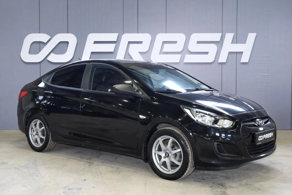 Седан Hyundai Solaris 2011 года, 679000 рублей, Ульяновск