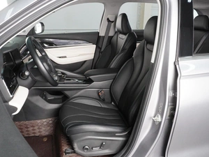 Внедорожник Geely Monjaro 2023 года, 3129000 рублей, Красный Пахарь